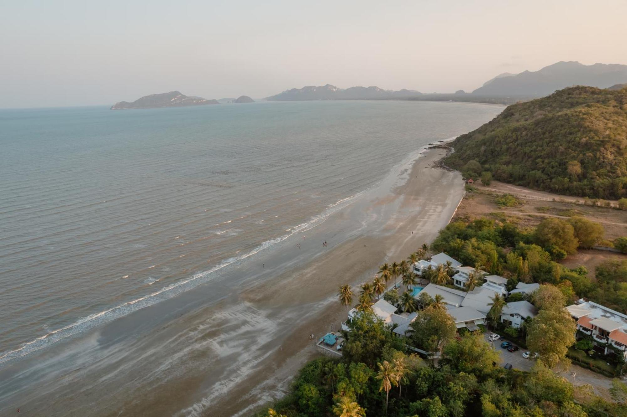 فندق Minitel By The Sea - Pranburi سام رويْ يوت المظهر الخارجي الصورة